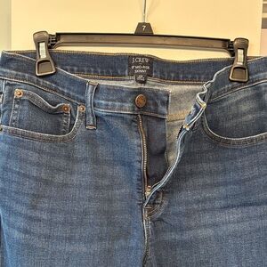 J.Crew Blue Skinny Jeans 9” mid rise. Size 29